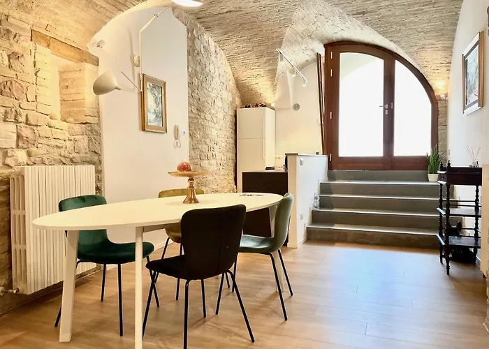 Assisi Ad Apartaments - Sorella Luna Boutique Home