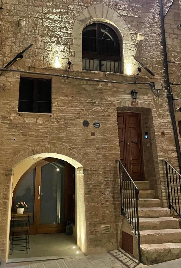 Ad - Sorella Luna Boutique Assisi
