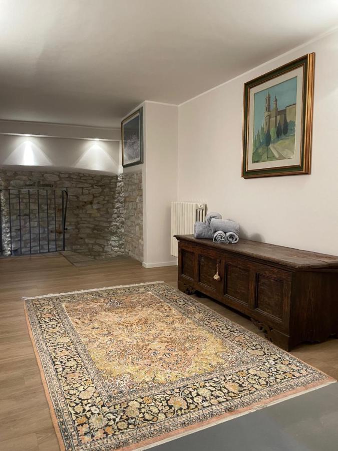 Ad - Sorella Luna Boutique * Assisi